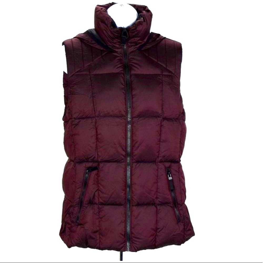 Andrew Marc Puffer Quilted Vest Medium Burgundy